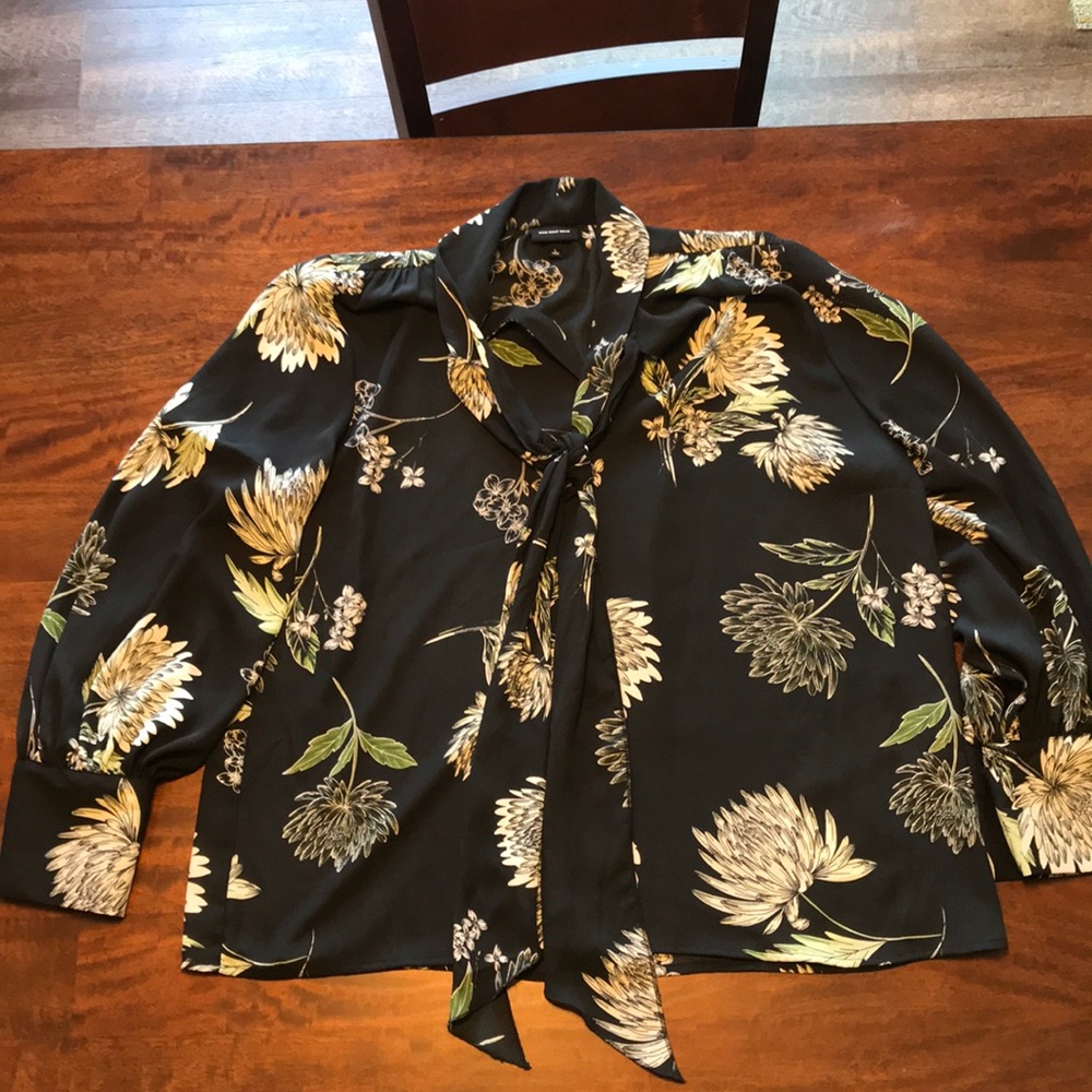 🌿 Pretty Professional Blouse 🌿
